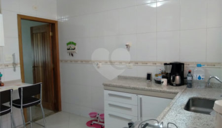 Sobrado à venda com 3 quartos, sendo 1 suíte,  em Santana, São Paulo, SP