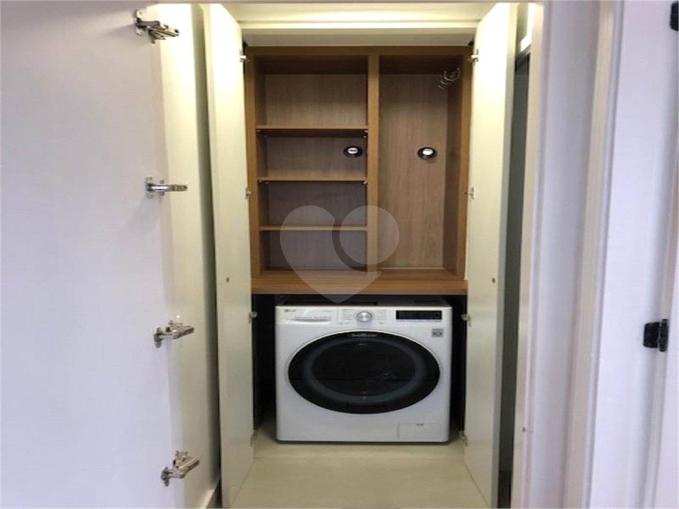 Flat à venda com 1 suíte em Santana, São Paulo, SP