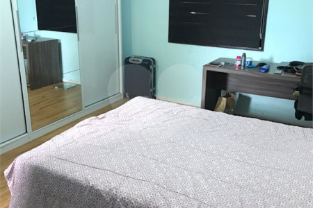 Sobrado à venda com 3 suítes em Vila Oliveira, Mogi das Cruzes, SP