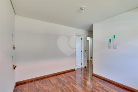 Casa Térrea à venda com 4 quartos, sendo 3 suítes, em Jardim Prudência, São Paulo, SP