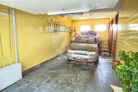 Casa à venda com 4 quartos, sendo 2 suítes,  em Jardim Maristela, São Paulo, SP