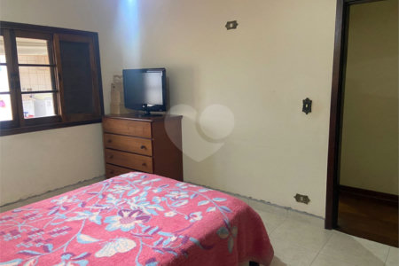 Casa à venda com 4 quartos, sendo 1 suíte, em Jardim Rincão, Arujá, SP