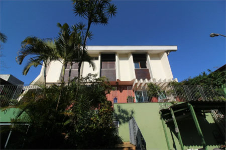 Casa à venda com 4 suítes em Jardim Leonor, São Paulo, SP