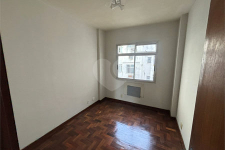 Apartamento à venda com 4 quartos, sendo 1 suíte,  em Tijuca, Rio de Janeiro, RJ