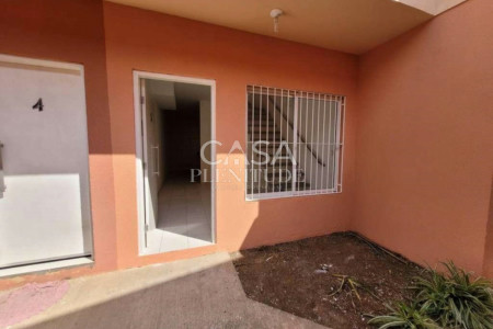 Casa em condomínio à venda com 2 quartos em Jardim Karolyne, Votorantim, SP