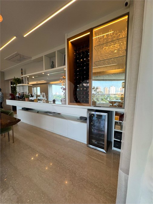 Apartamento à venda com 3 suítes em Jardim Anália Franco, São Paulo, SP