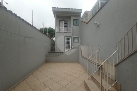 Sobrado à venda com 3 quartos, sendo 1 suíte, em Vila Gustavo, São Paulo, SP