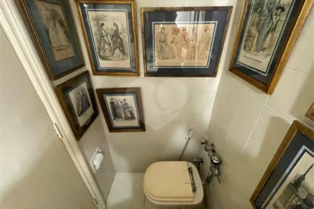 Apartamento à venda com 4 quartos, sendo 1 suíte, em Lagoa, Rio de Janeiro, RJ