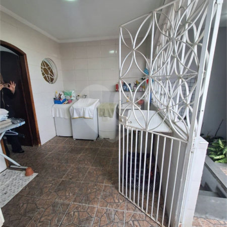 Sobrado à venda com 4 quartos, sendo 1 suíte, em Jardim Leonor Mendes de Barros, São Paulo, SP