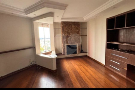 Apartamento à venda ou para alugar com 3 quartos, sendo 1 suíte, em Vila Andrade, São Paulo, SP
