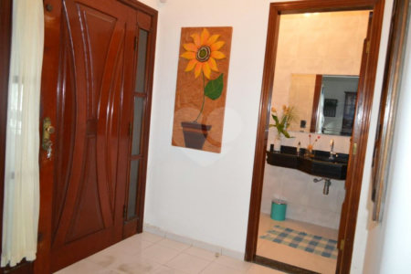 Casa à venda com 4 quartos, sendo 2 suítes, em Vila Mogilar, Mogi das Cruzes, SP