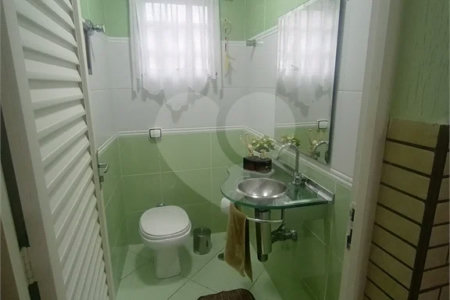 Sobrado à venda com 3 quartos, sendo 1 suíte, em Vila Gustavo, São Paulo, SP