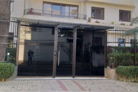 Apartamento à venda com 4 quartos, sendo 2 suítes,  em Jardim Trussardi, São Paulo, SP