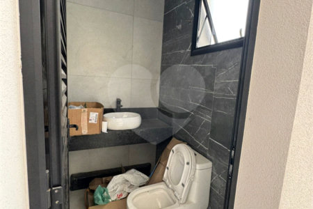 Casa à venda com 3 quartos, sendo 1 suíte, no condomínio Reserva Central Parque, Salto - SP