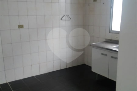 Casa à venda com 3 quartos em Vila Nilo, São Paulo, SP