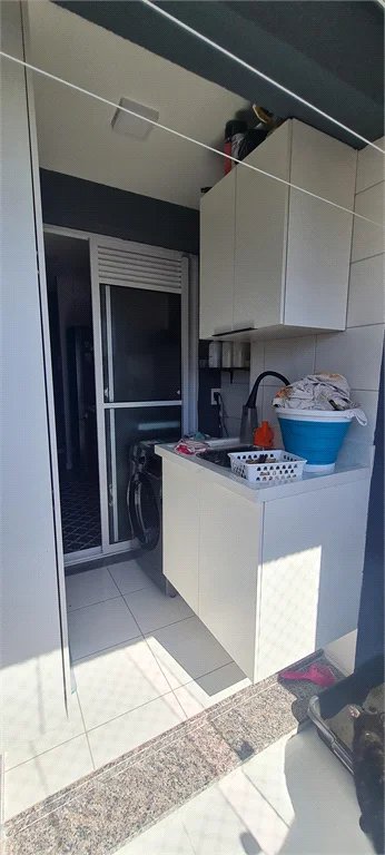 Apartamento à venda com 2 quartos em Parque Reboucas, São Paulo, SP