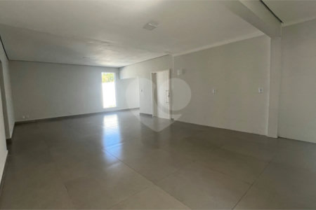 Sobrado à venda com 4 quartos, sendo 3 suítes, em Jardim Paulista, Atibaia, SP