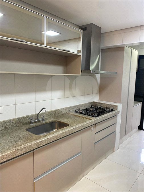 Apartamento para alugar com 3 quartos, sendo 1 suíte, em Vista Alegre, Vinhedo, SP