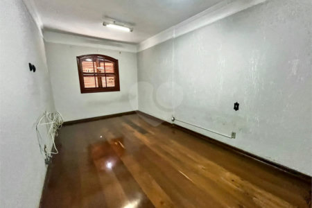 Casa à venda com 3 quartos, sendo 1 suíte, no Centro, Itapetininga, SP