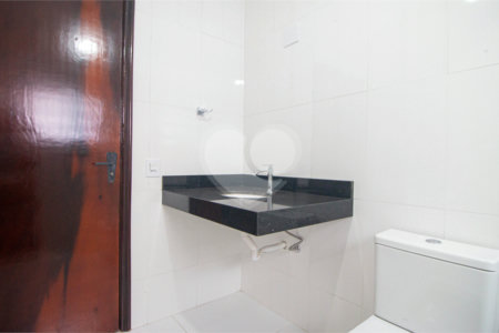 Sobrado à venda com 4 quartos, sendo 1 suíte, em Jardim Peri Peri, São Paulo, SP