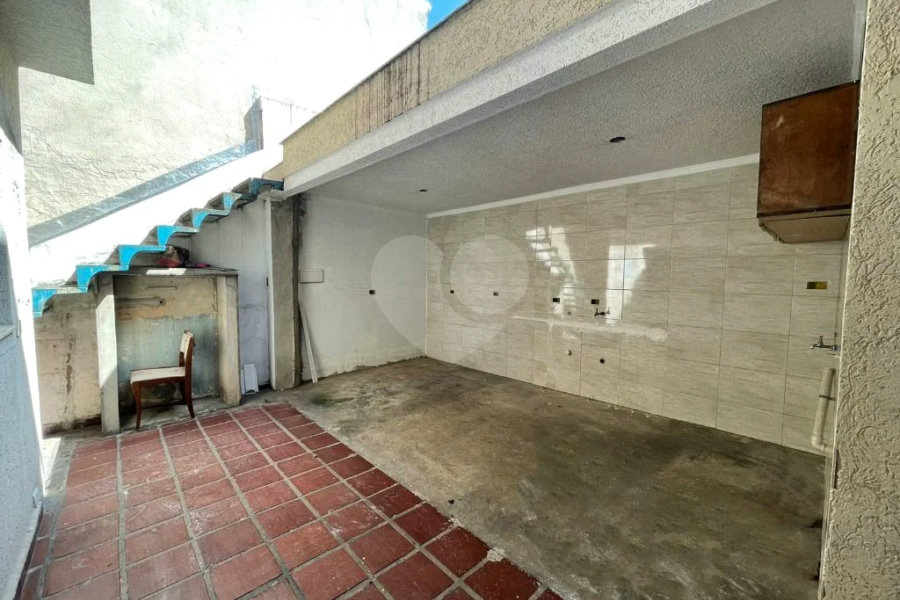 Sobrado à venda com 3 quartos, sendo 1 suíte, em Jardim Rosa de Franca, Guarulhos, SP