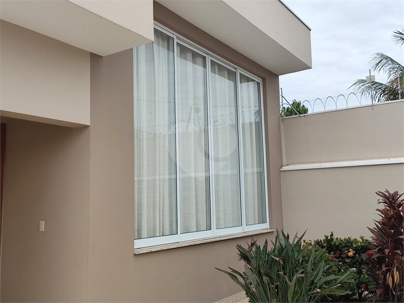 Casa Térrea para alugar com 3 suítes em Jardim Esplanada II, Indaiatuba, SP