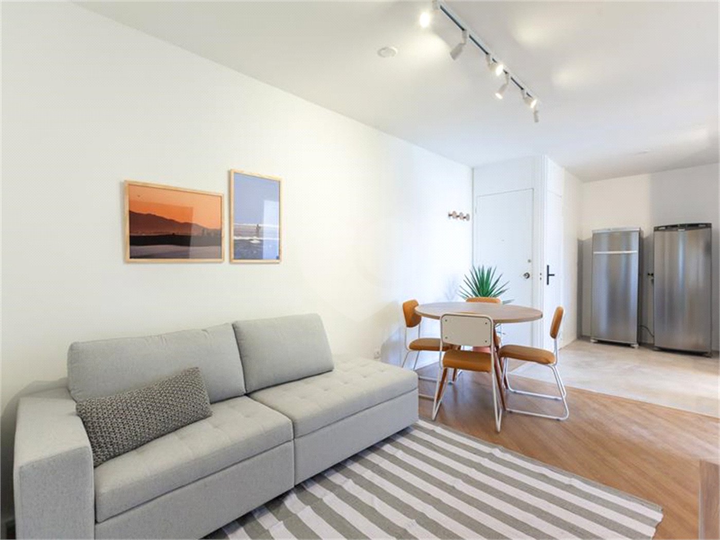 Apartamento à venda com 4 quartos, sendo 1 suíte, em Vila Olímpia, São Paulo, SP
