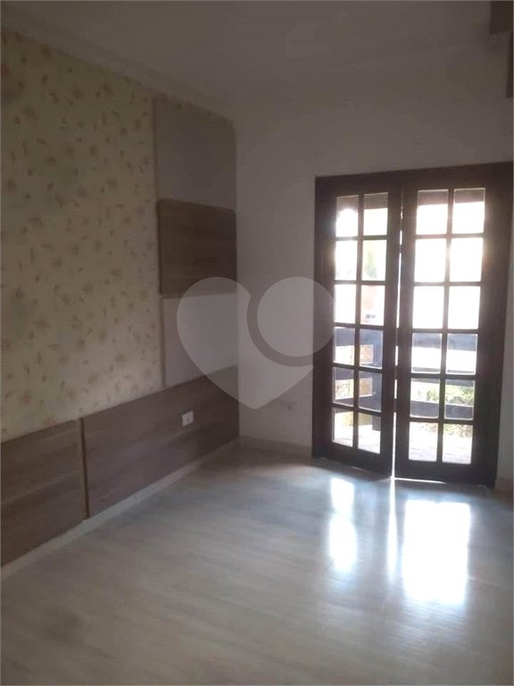 Casa à venda com 4 quartos, sendo 1 suíte,  em Vila Suissa, Mogi das Cruzes, SP