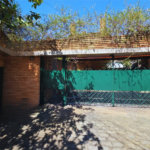Casa à venda com 4 quartos, sendo 2 suítes, em Cidade São Francisco, São Paulo, SP