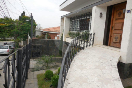 Casa à venda com 4 quartos, sendo 3 suítes, em Jardim Franca, São Paulo, SP
