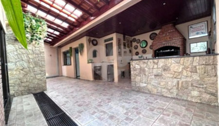 Sobrado à venda ou para alugar com 3 quartos, sendo 1 suíte,  em Jardim Maria Helena, Guarulhos, SP