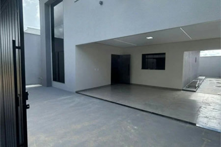 Casa à venda com 3 quartos, sendo 1 suíte,  em São Luís, Balsas, MA