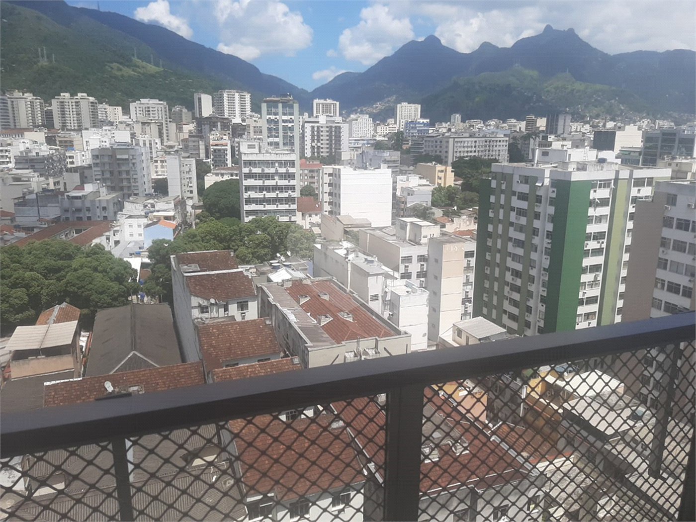 Apartamento à venda com 3 quartos, sendo 1 suíte, em Tijuca, Rio de Janeiro, RJ