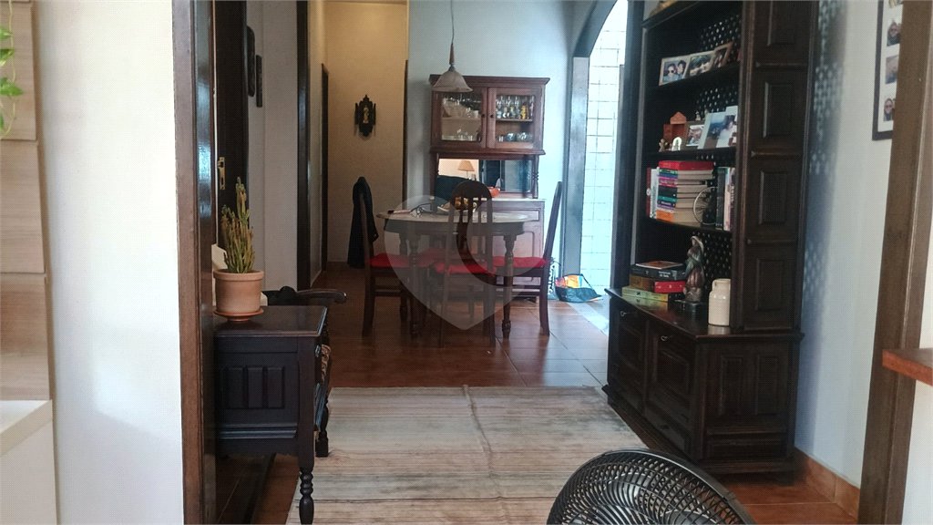 Casa à venda com 4 quartos em Santíssimo, Rio de Janeiro, RJ