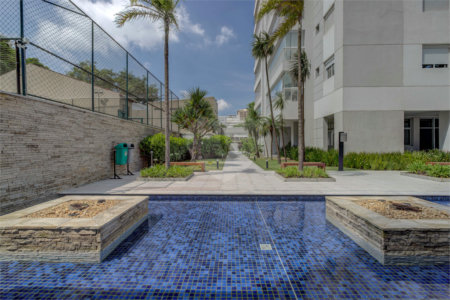 Apartamento à venda com 4 quartos, sendo 3 suítes, em Alto da Boa Vista, São Paulo, SP