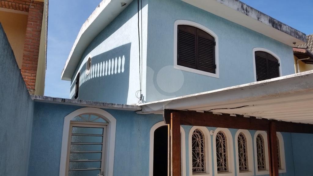 Sobrado à venda com 3 quartos, sendo 1 suíte, em Jardim Virginia Bianca, São Paulo, SP