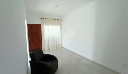 Casa à venda com 3 quartos, sendo 1 suíte, em Residencial Lago dos Ipês, Itapetininga, SP