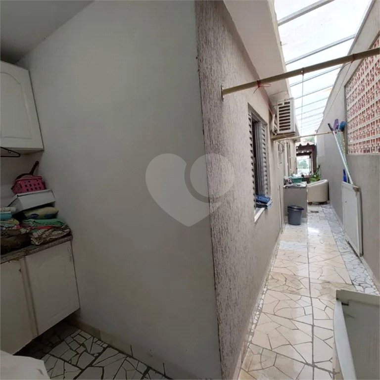 Casa à venda com 2 quartos, sendo 1 suíte, em Parque Maria Domitila, São Paulo, SP