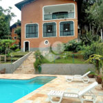 Casa à venda com 5 quartos, sendo 4 suítes, em Roseira, Mairiporã, SP