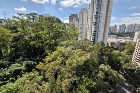 Apartamento à venda com 4 suítes em Vila Andrade, São Paulo, SP