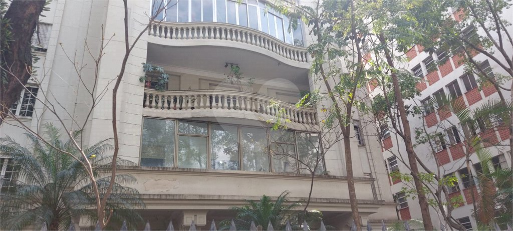 Apartamento à venda com 3 quartos, sendo 1 suíte, em Santa Cecília, São Paulo, SP