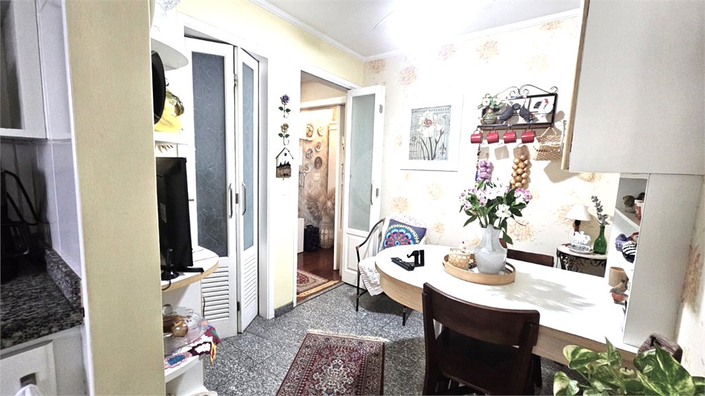Cobertura à venda com 4 quartos, sendo 3 suítes, em Alto da Boa Vista, São Paulo, SP
