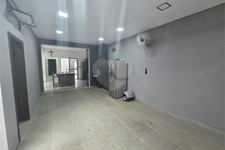 Casa à venda com 3 quartos, sendo 1 suíte, em Vila Santana, Itapetininga, SP