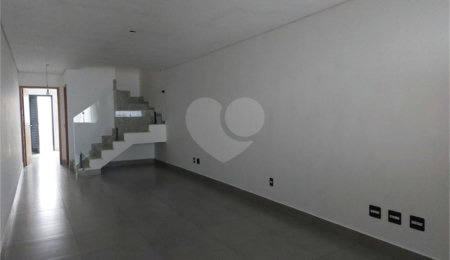 Sobrado à venda com 3 quartos, sendo 1 suíte, em Limão, São Paulo, SP