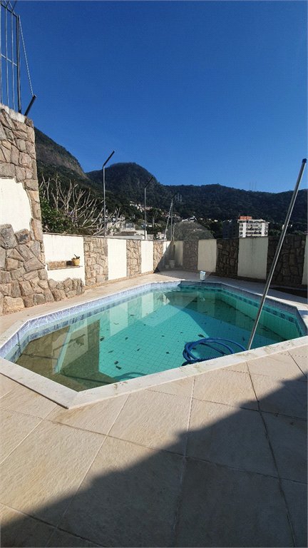 Casa à venda com 4 quartos, sendo 2 suítes, em Alto da Boa Vista, Rio de Janeiro, RJ