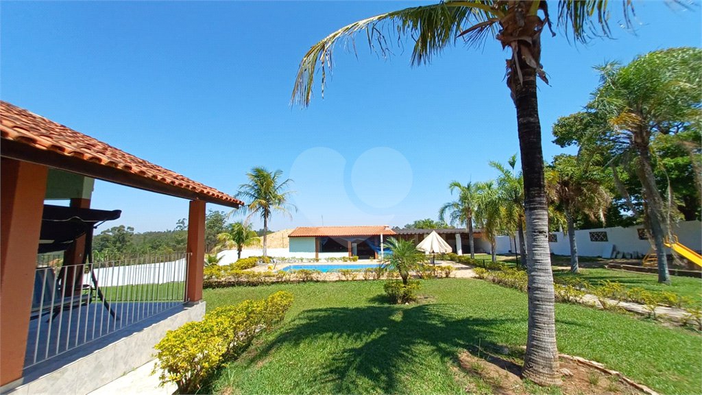 Casa à venda com 3 quartos, sendo 1 suíte, no condomínio Santa Inês, Itu - SP