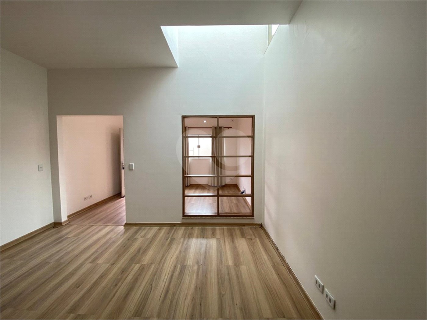 Casa à venda com 3 quartos, sendo 1 suíte,  em Jardim Jamaica, Ponta Porã, MS