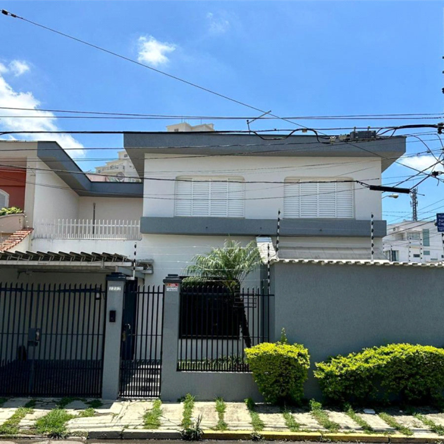 Casa à venda com 4 quartos, sendo 1 suíte, em Vila Oliveira, Mogi das Cruzes, SP