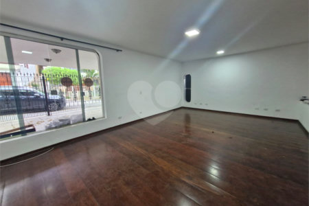 Casa à venda com 3 quartos, sendo 2 suítes, em Jardim Franca, São Paulo, SP