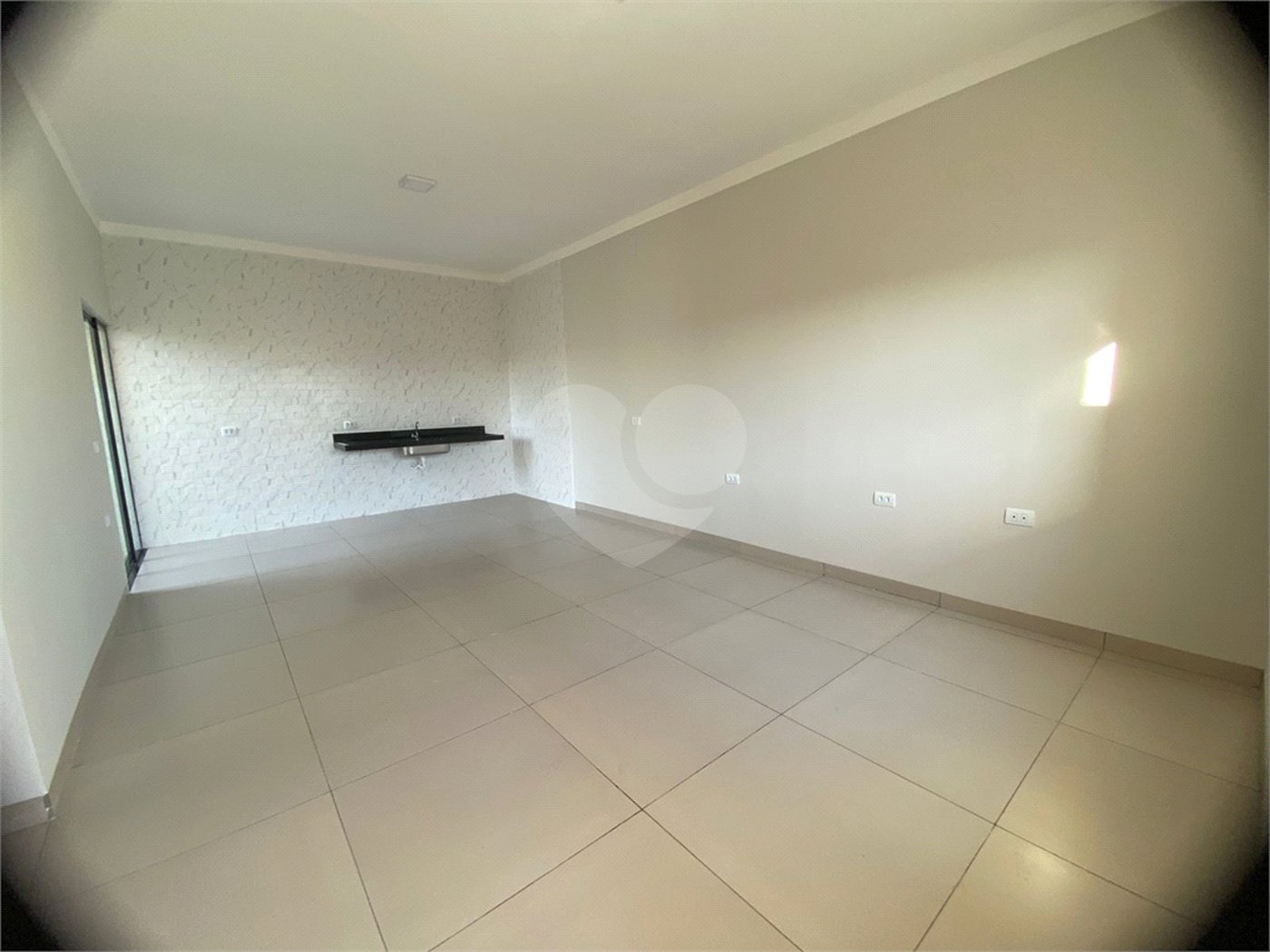 Casa à venda com 2 quartos, sendo 1 suíte, em Ipê, Três Lagoas, MS